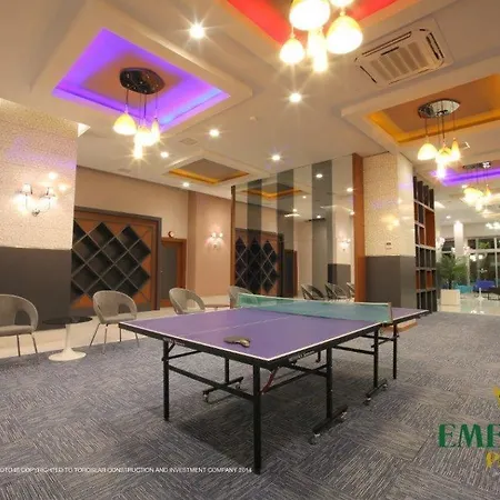 Emerald Park Sitesi Apartment *